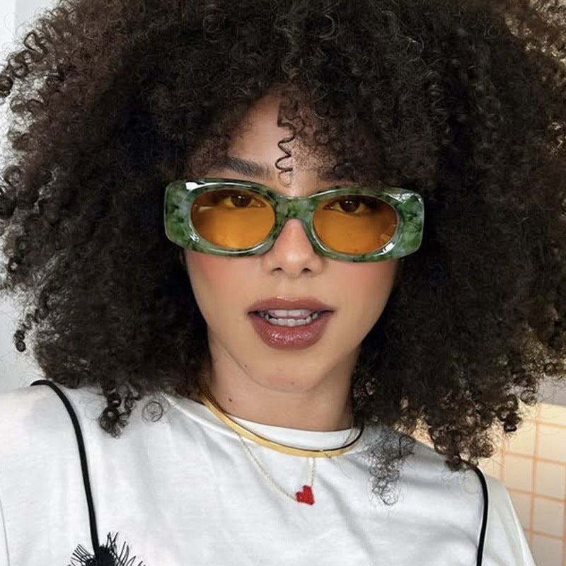 Damen trendige Sonnenbrille im auffälligen Retro-Design Karnz