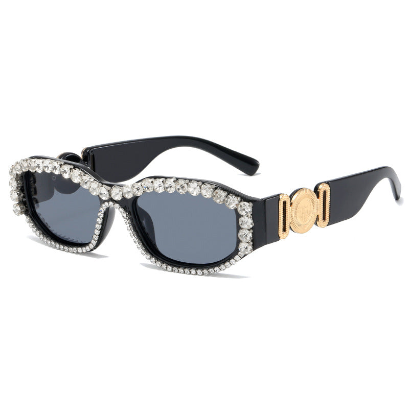 Damen Glamouröse Sonnenbrille mit funkelnden Akzenten Karnz