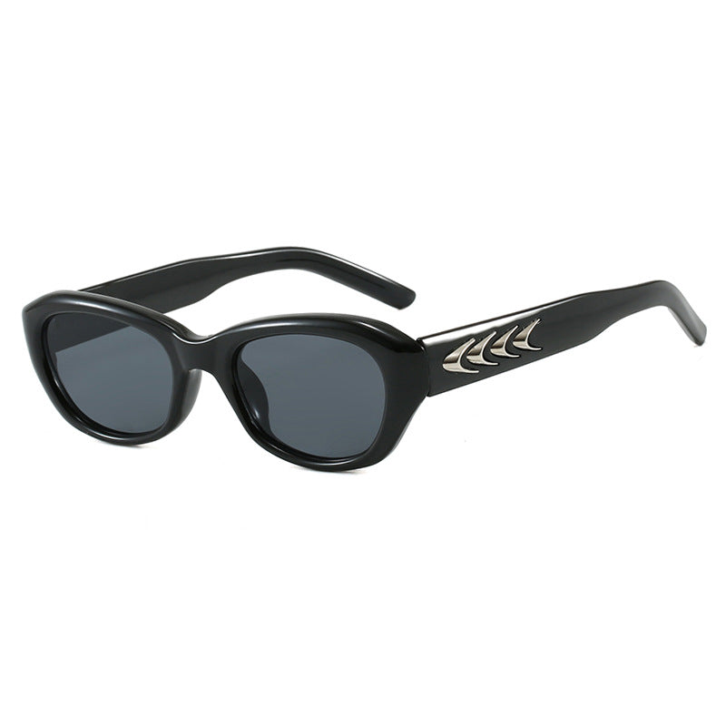 Damen modische Sonnenbrille mit sculpturalen Akzenten Karnz