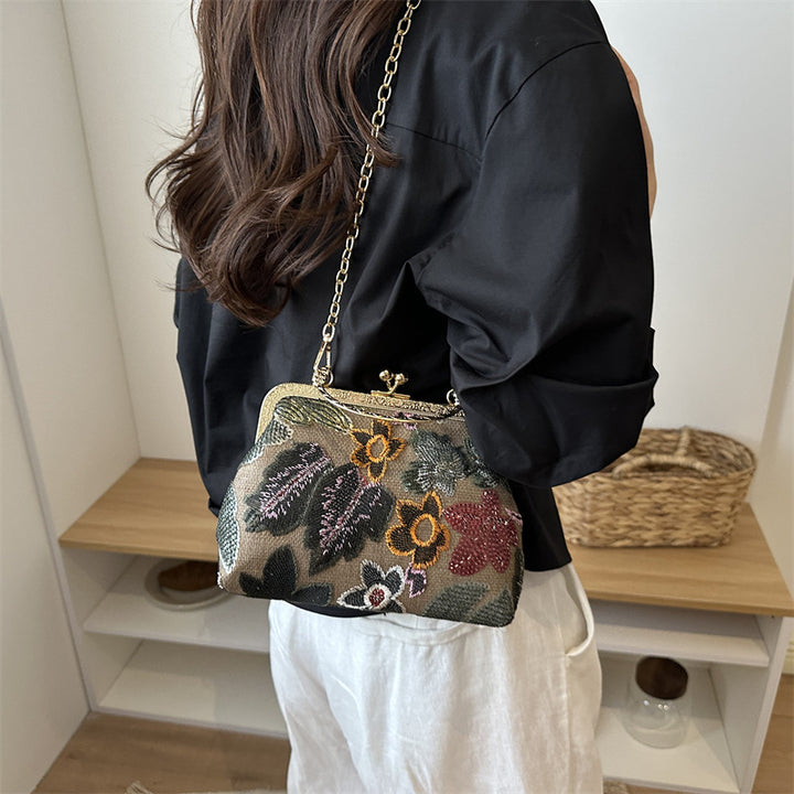 Elegante verzierte Abendhandtasche