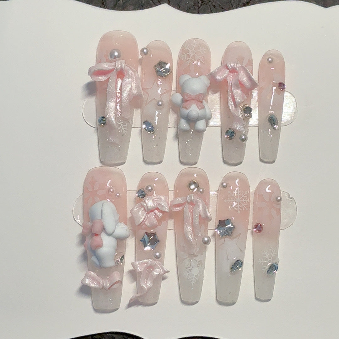 Dekorativer Nagelkunstset