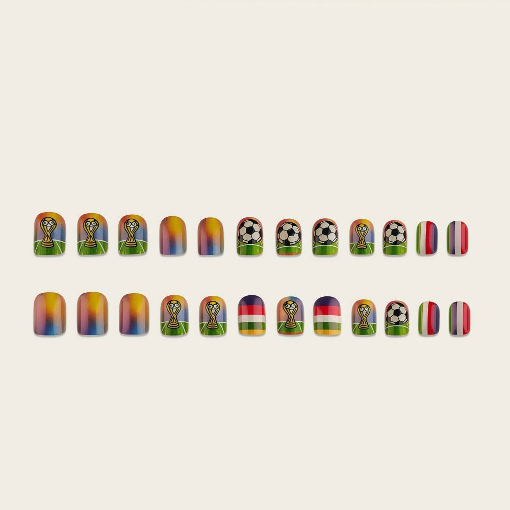 Sportliche Fußball-Nagelkunst Karnz
