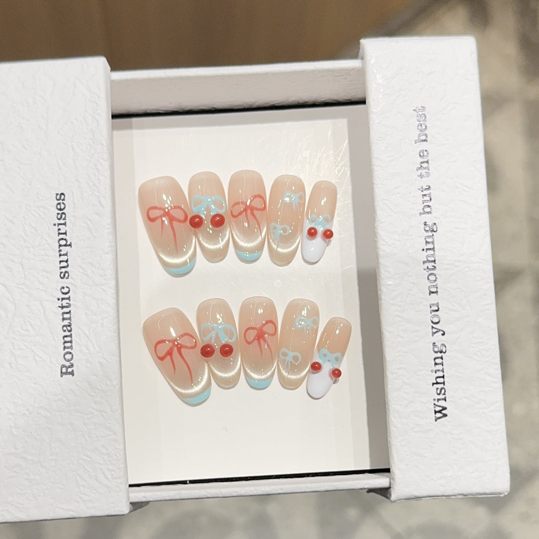 Künstliche Nagelspitzen mit Romantischen Schleifen- und Kirschenmotiven Karnz