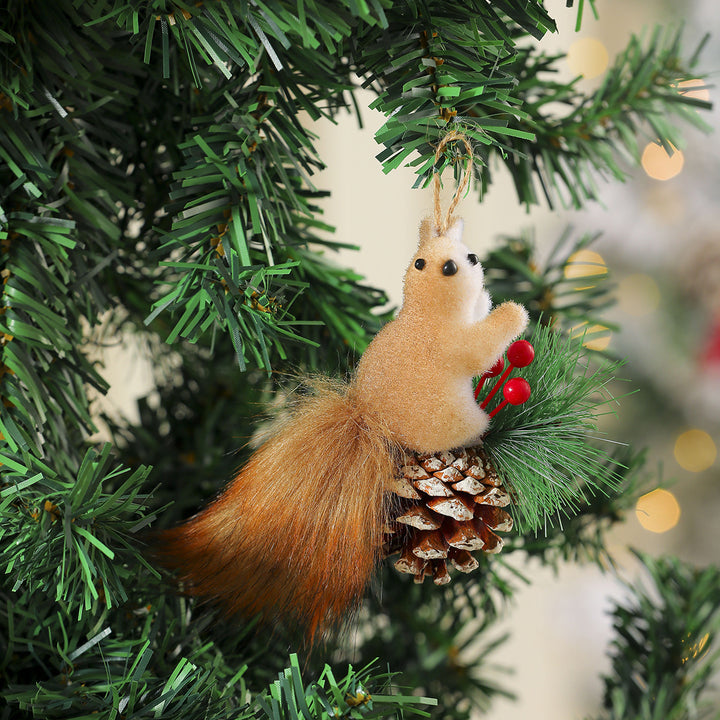 Dekorativer Weihnachts-Eichhörnchen-Ornament-Karnz