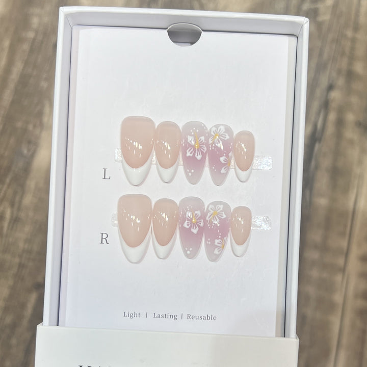 Floral-Design Wiederverwendbares Press-On-Nagelset Karnz
