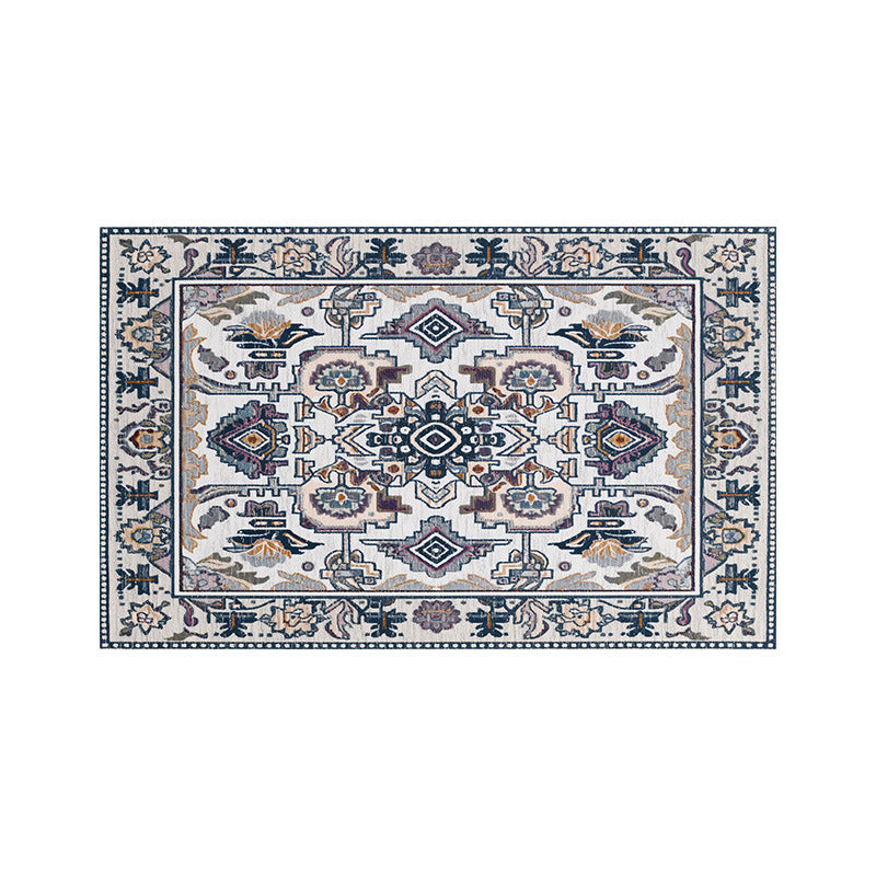 Vintage-inspirierter floraler Teppich Karnz