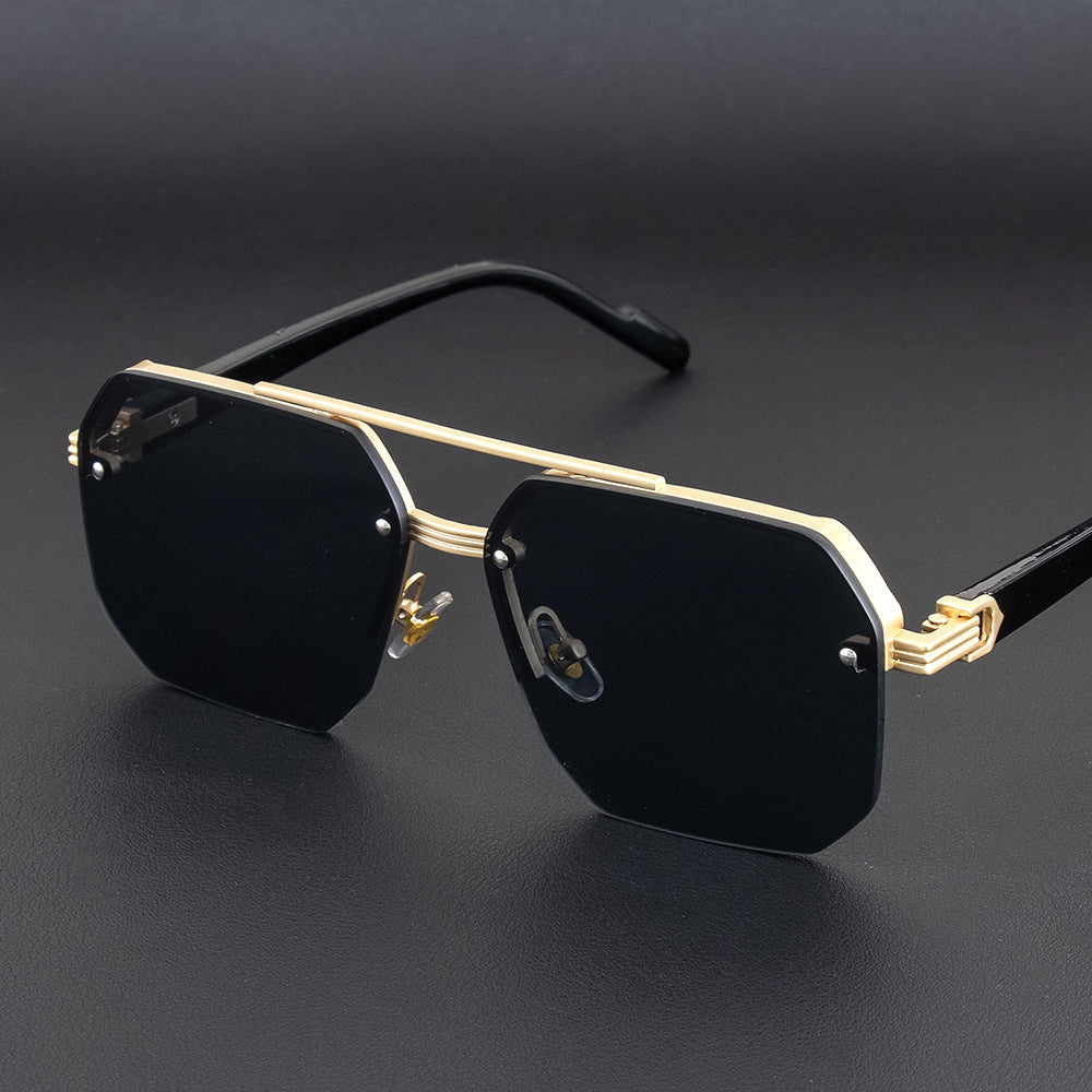 Geometrische Metallrahmen-Sonnenbrille Karnz