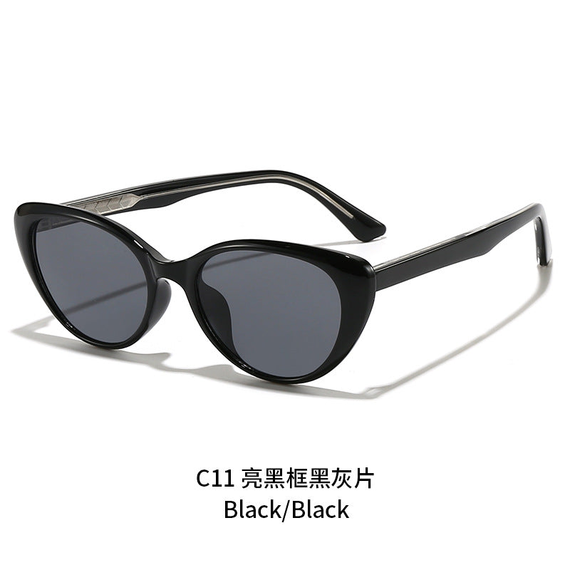 Damen Cat-Eye-Sonnenbrille mit transparentem Rahmen und UV-Schutz Karnz