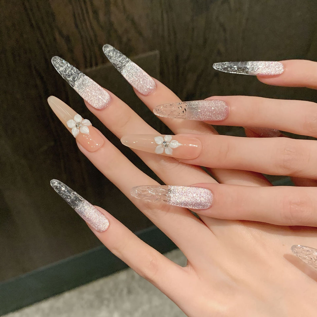 Glamouröse kristallinfundierte Press-On-Nagelset