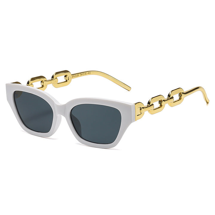 Luxe Fashion Katzenaugen-Sonnenbrille mit Statement-Kette Karnz