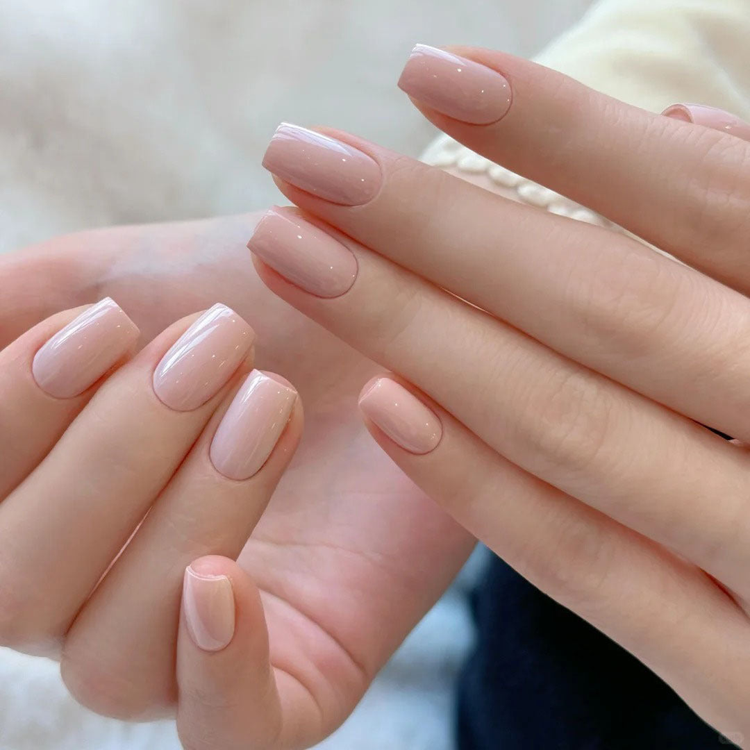 Elegante Nagelpflege Karnz