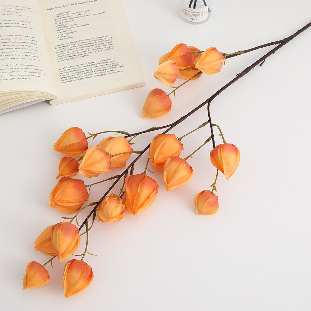 Kunstblütenzweig mit lebhaften Blüten Karnz