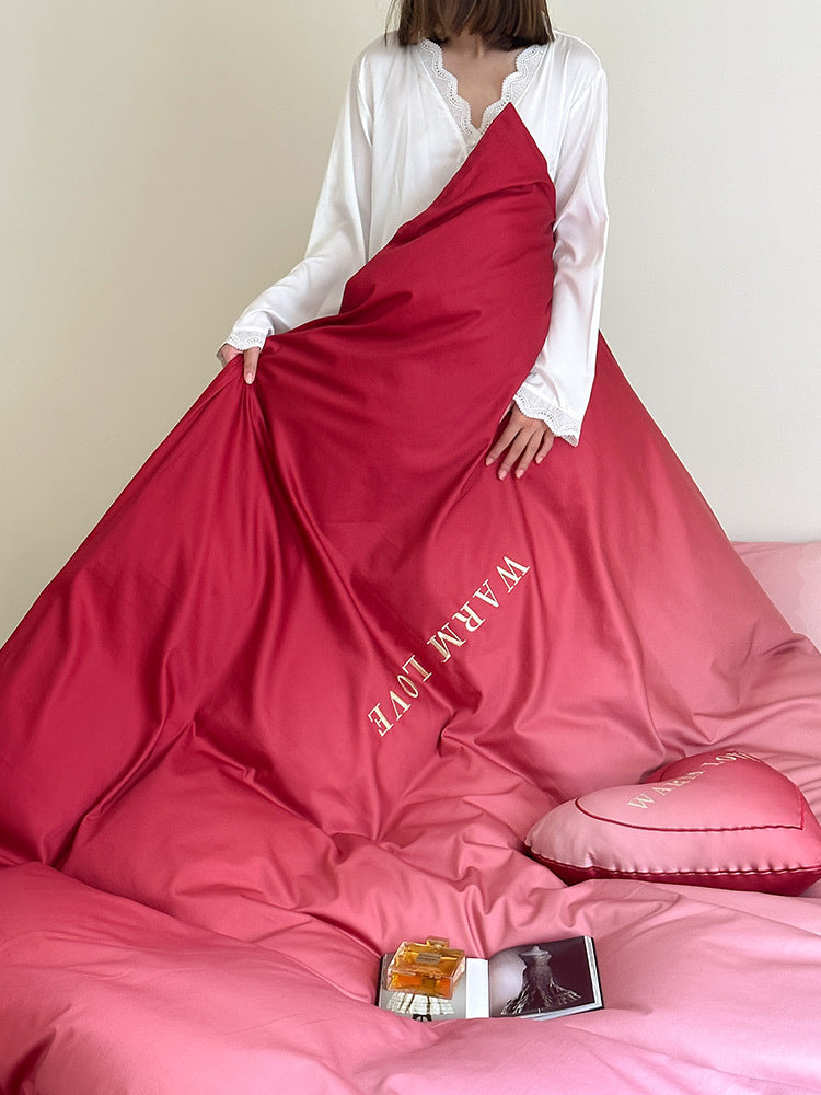 Luxuriöse Satin-Bettwäschegarnitur mit Herz-Kissen und Wendefunktion
