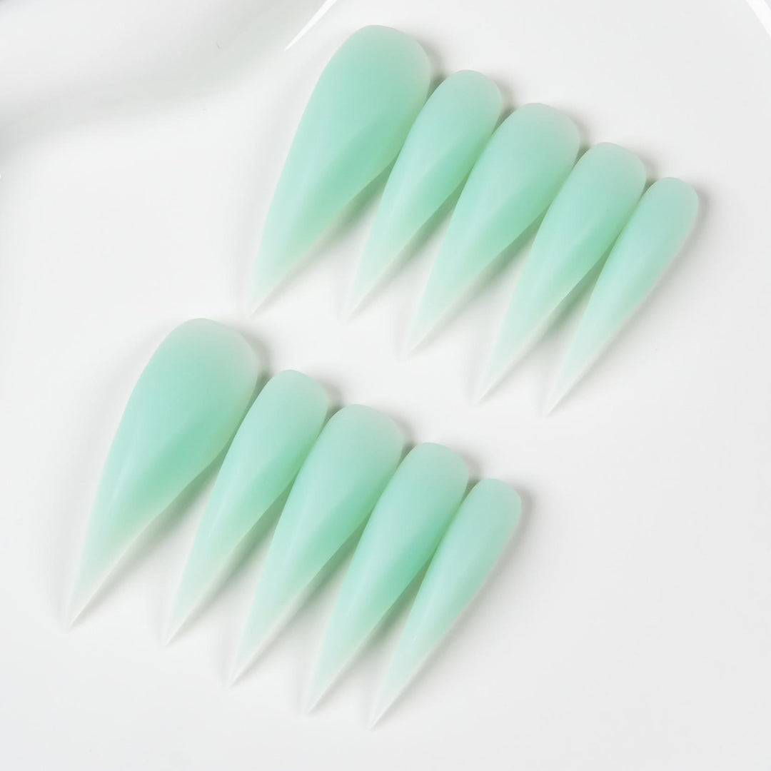 Stiletto Press-On Nail Set mit glänzender Oberfläche  1791255100