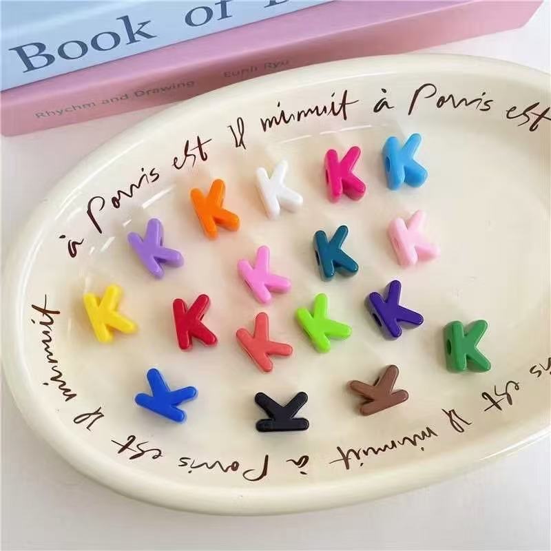 Kreativer Alphabet Buchstaben Schlüsselanhänger Karnz