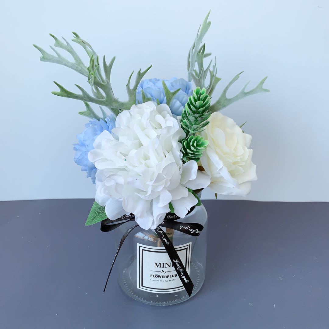 Künstliche Blumendekoration