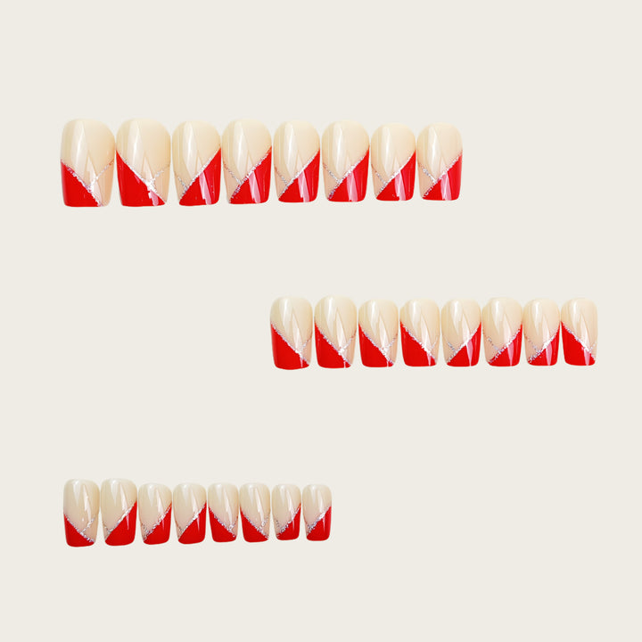 Elegante Kunstnägel mit Glitzer und Geometrischem Design Karnz