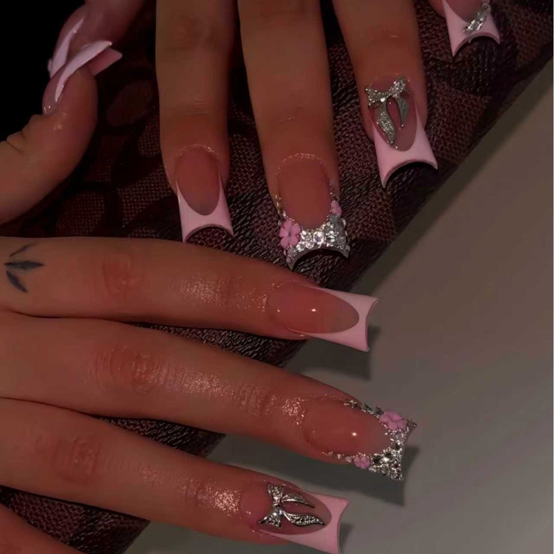 Glamorous Nail Art Extensions Karnz