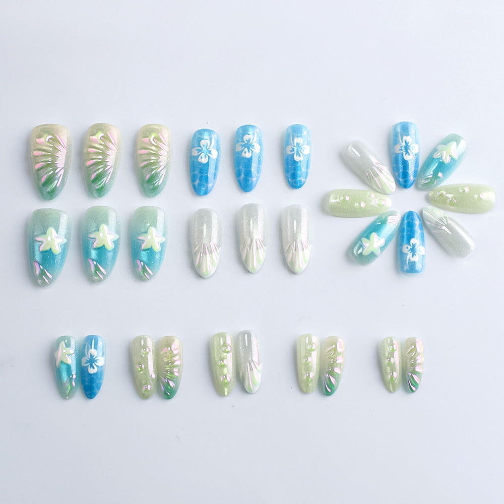 Künstlerische Gel-Nagelspitzen Karnz