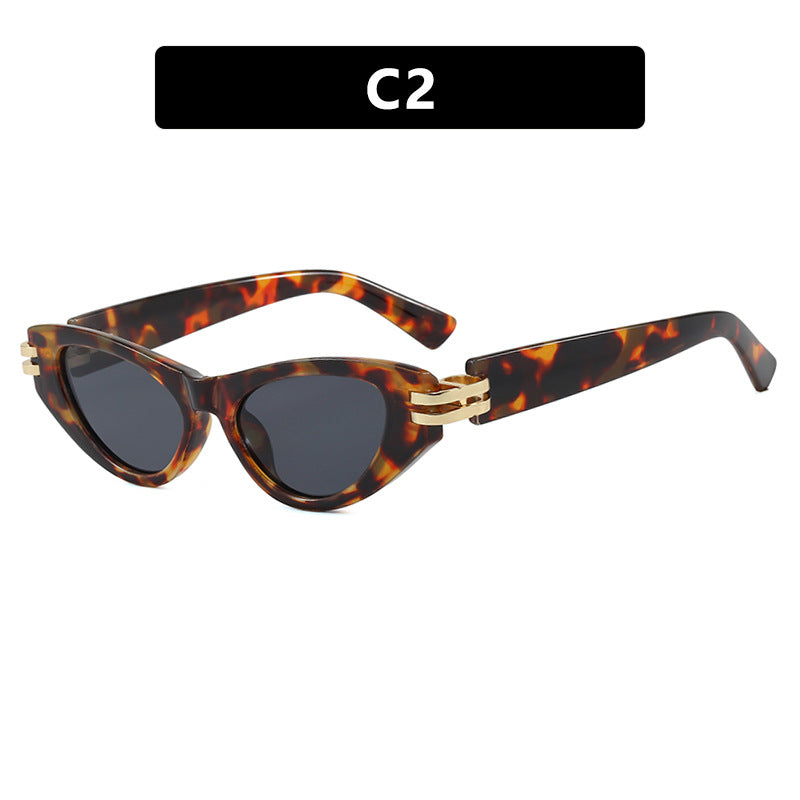 Damen Cat-Eye Sonnenbrille mit luxuriösen Akzenten Karnz