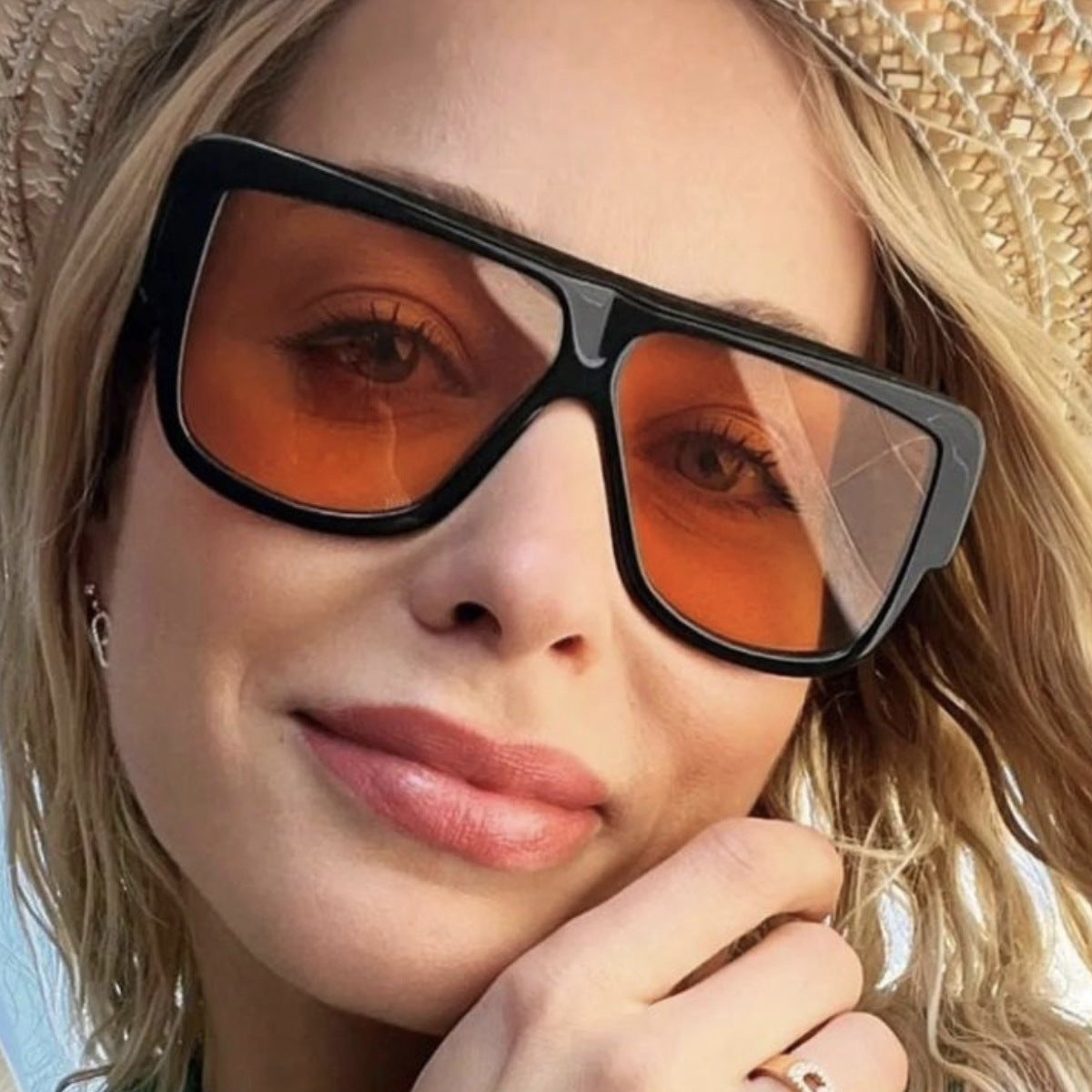 Damen quadratische Sonnenbrille mit markantem Gestell Karnz