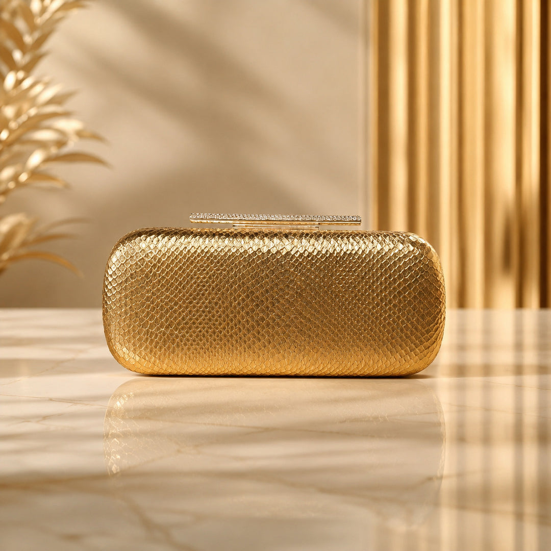 Texturierte metallic Abend Tasche