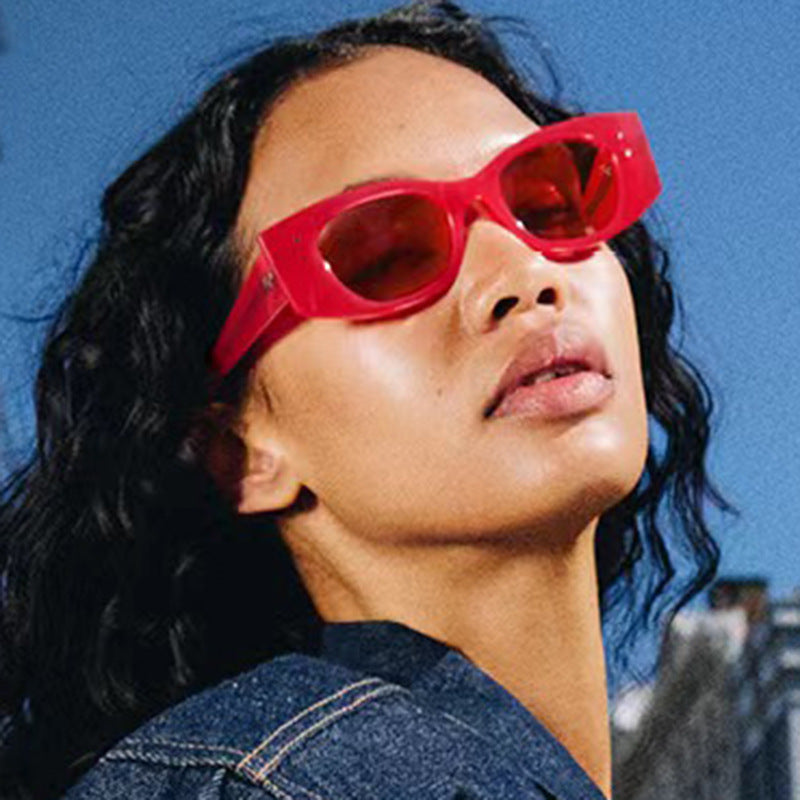 Damen trendige Cat-Eye Sonnenbrille mit elegantem Kunststoffrahmen Karnz