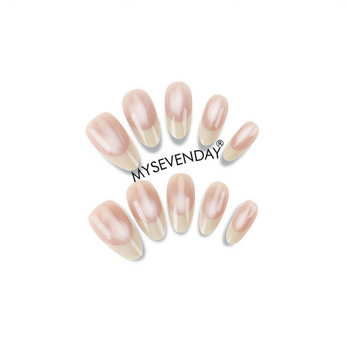 Elegante Press-On Nagelset mit French Tip Design Karnz