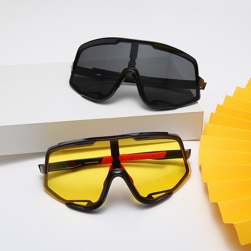Damen Sportbrille mit extrem widerstandsfähigem Rahmen und polarisierten Gläsern Karnz