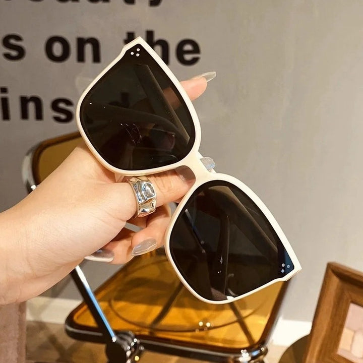 Stylische Übergroße Sonnenbrillen Karnz