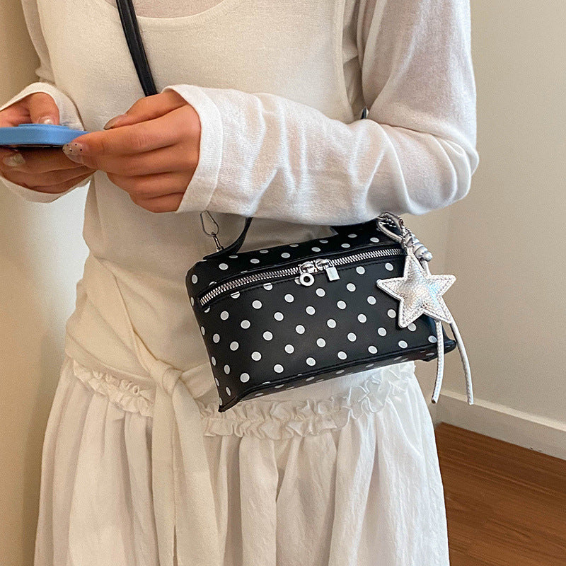 Strukturierte Polka Dot Handtasche