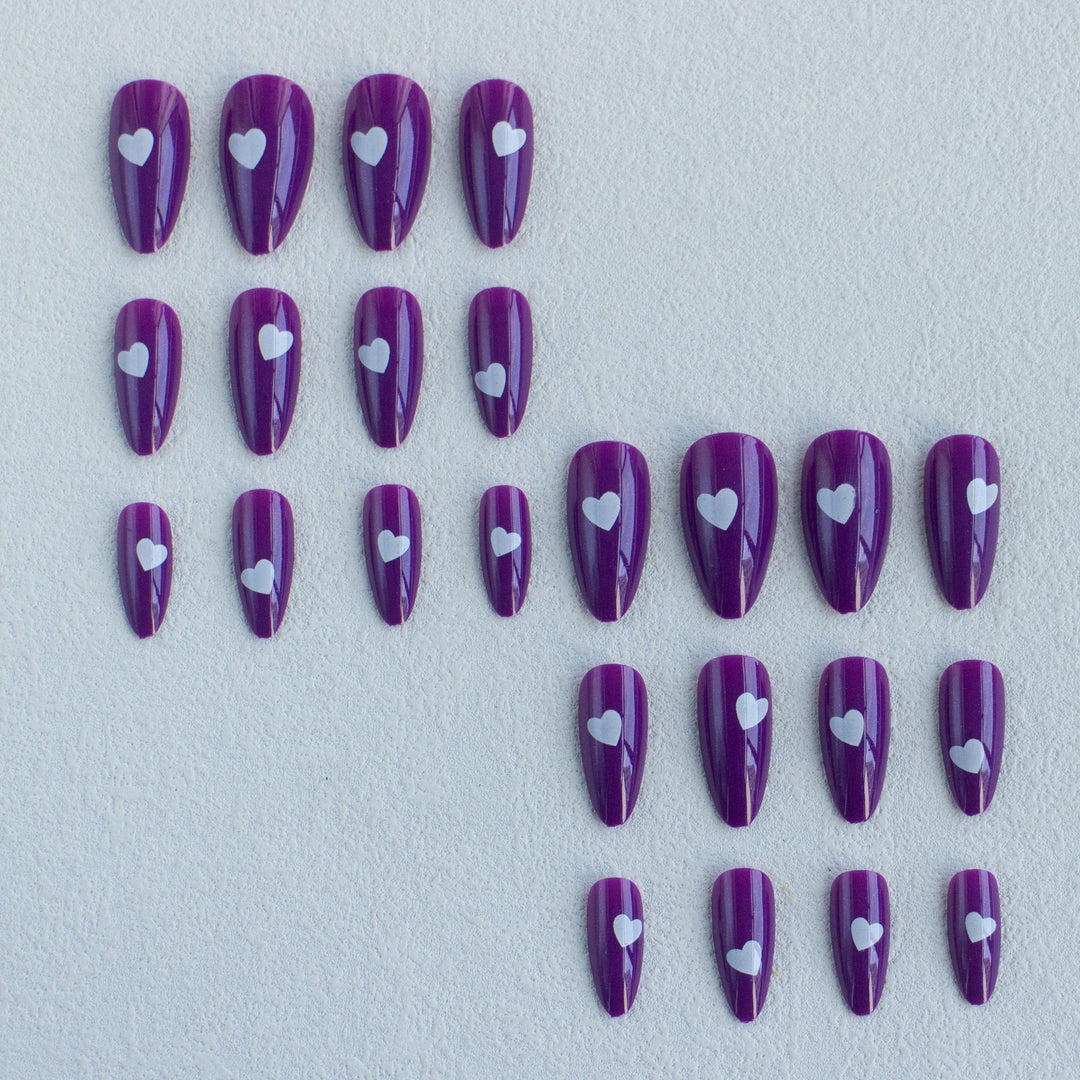 Künstlerisches Herz-Akzent Stiletto Nagelkunst Set