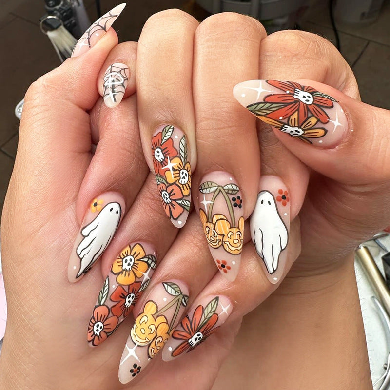 Künstlerisches Press-On-Nagelset mit saisonalen Blumen- und Geisterdesigns Karnz