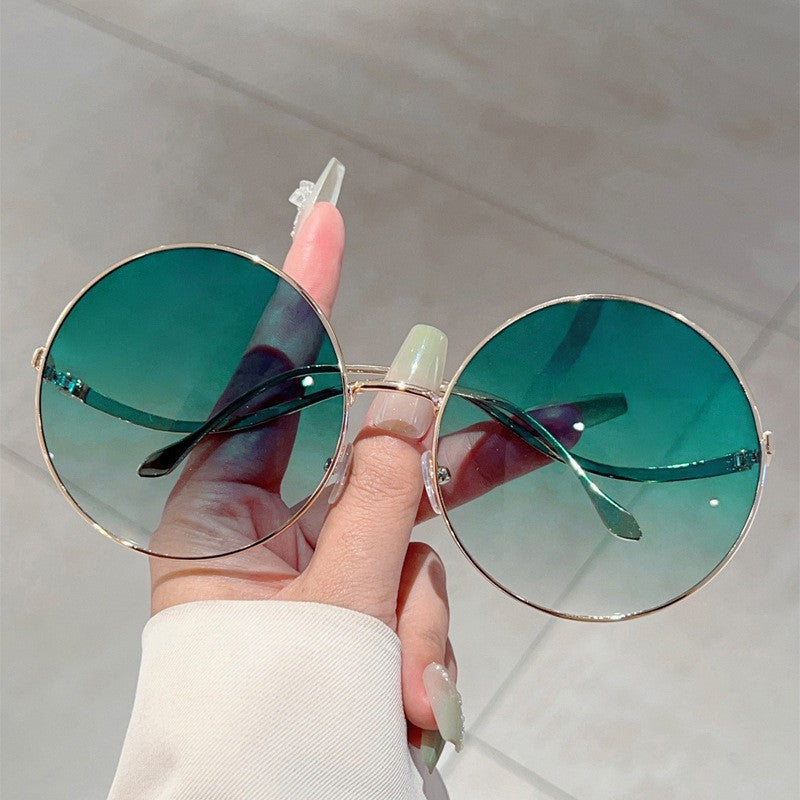 Übergroße Rundlinse Sonnenbrille