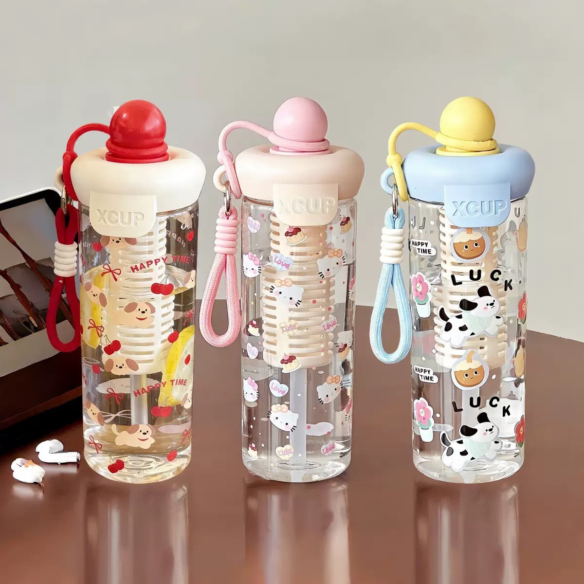 Damen Wasserflasche mit fröhlichen Motiv- und Frucht-Infusionseinsatz Karnz