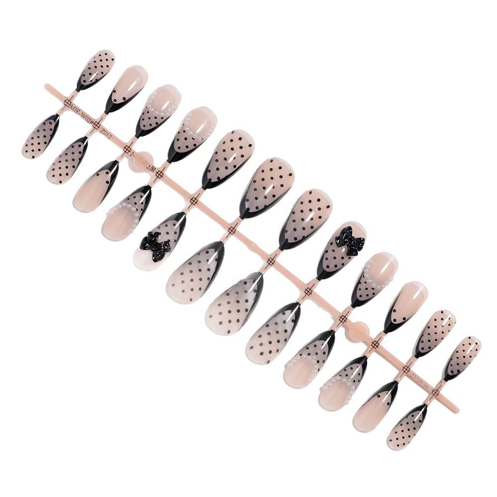 Elegante Polka Dot Drucknägel mit Schleifenakzenten Karnz