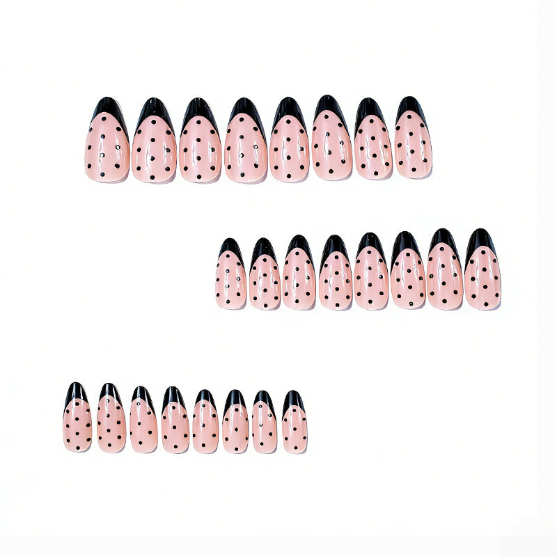 Dekorative Stiletto Nagelkunst Design Karnz