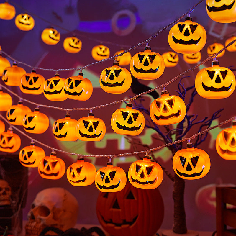 Dekorative Halloween Lichterkette mit Kürbis-Motiven Karnz