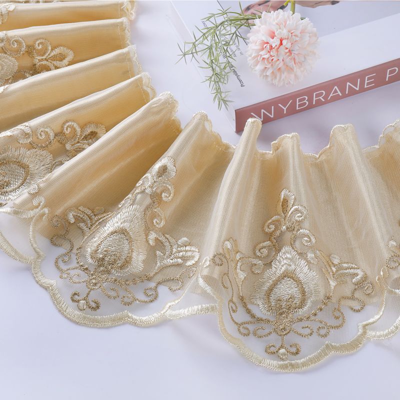 Elegante und Verspielte Gardinenborte Karnz
