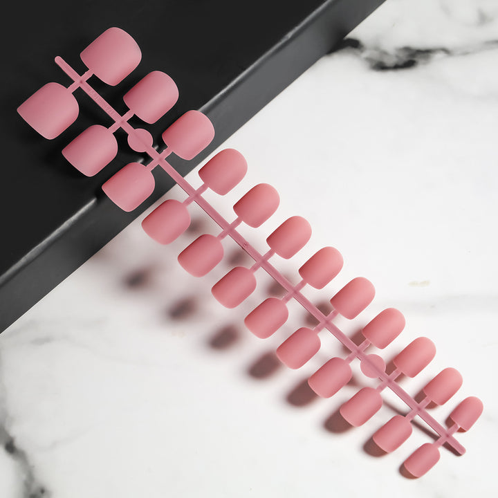 Matte Finish Press-On Nail Tips Karnz