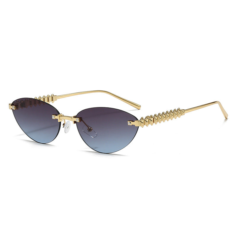 Damen modische Brille mit spitzen Akzenten Karnz