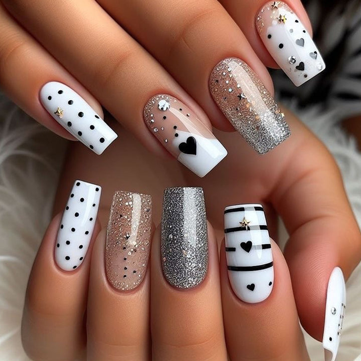 Mit Strass verziert, Press-On Nagelset Karnz