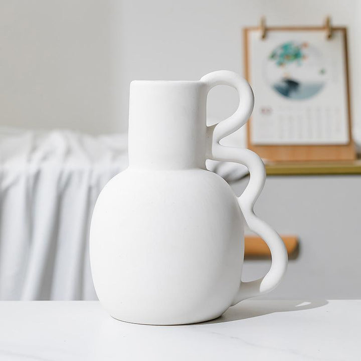 Skulpturaler Keramikvase