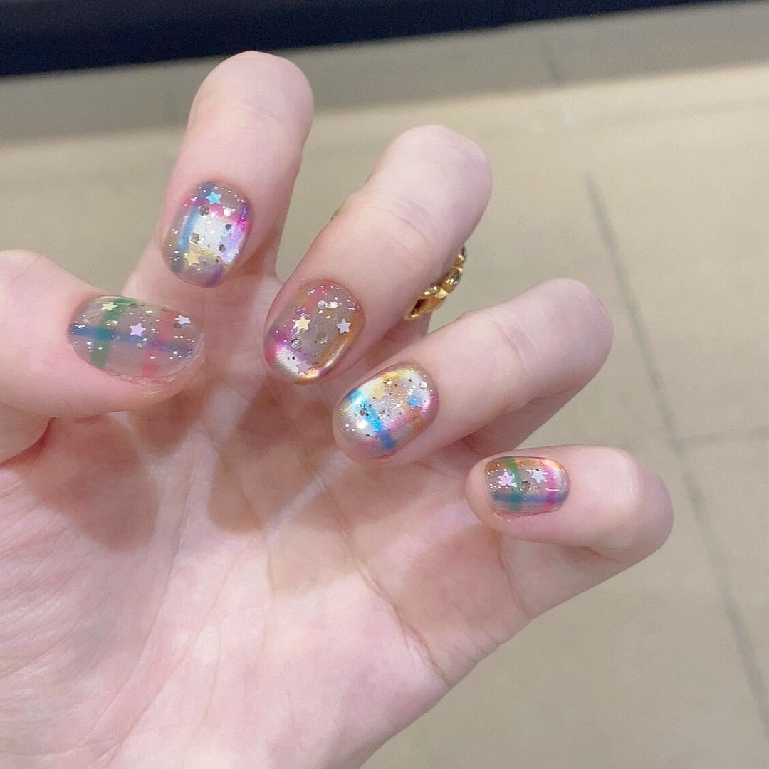 Glamouröse Kunstnägel mit Multifunktionalem Design Karnz