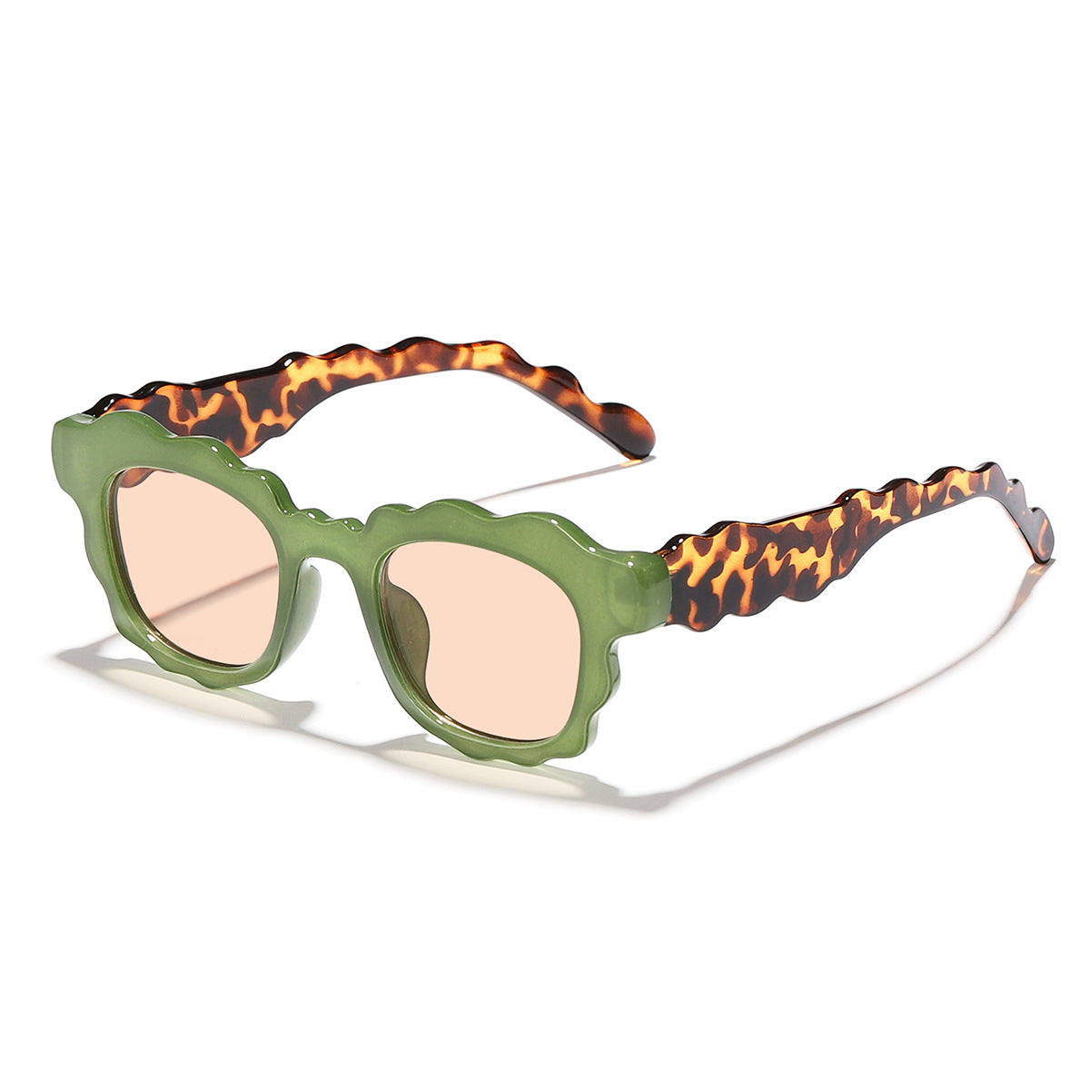 Damen auffällige Sonnenbrille im kreativ gestalteten Wolkenrahmen Karnz