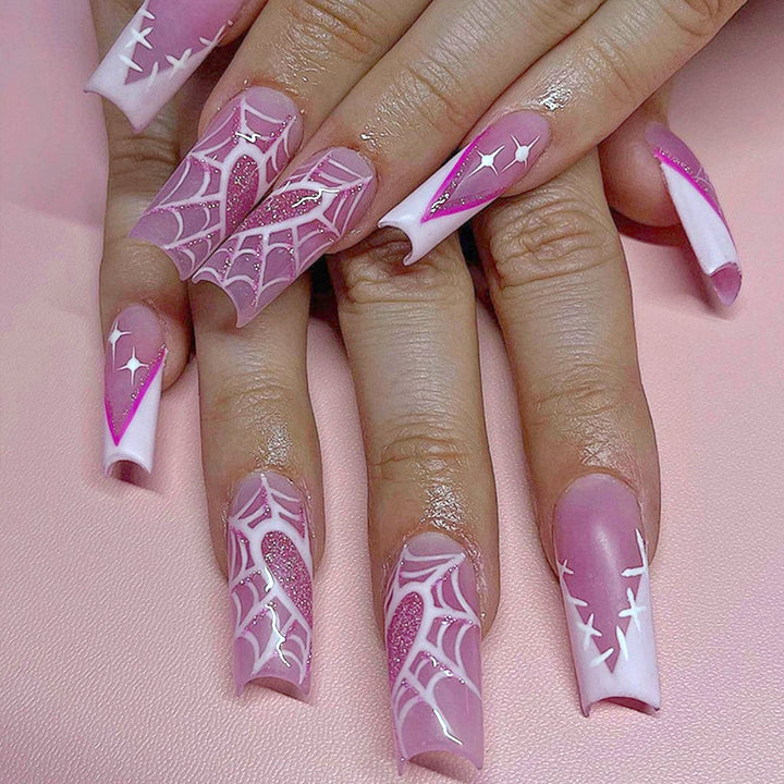 Künstlerische Spinnenetz Press-On Nagelspitzen Karnz