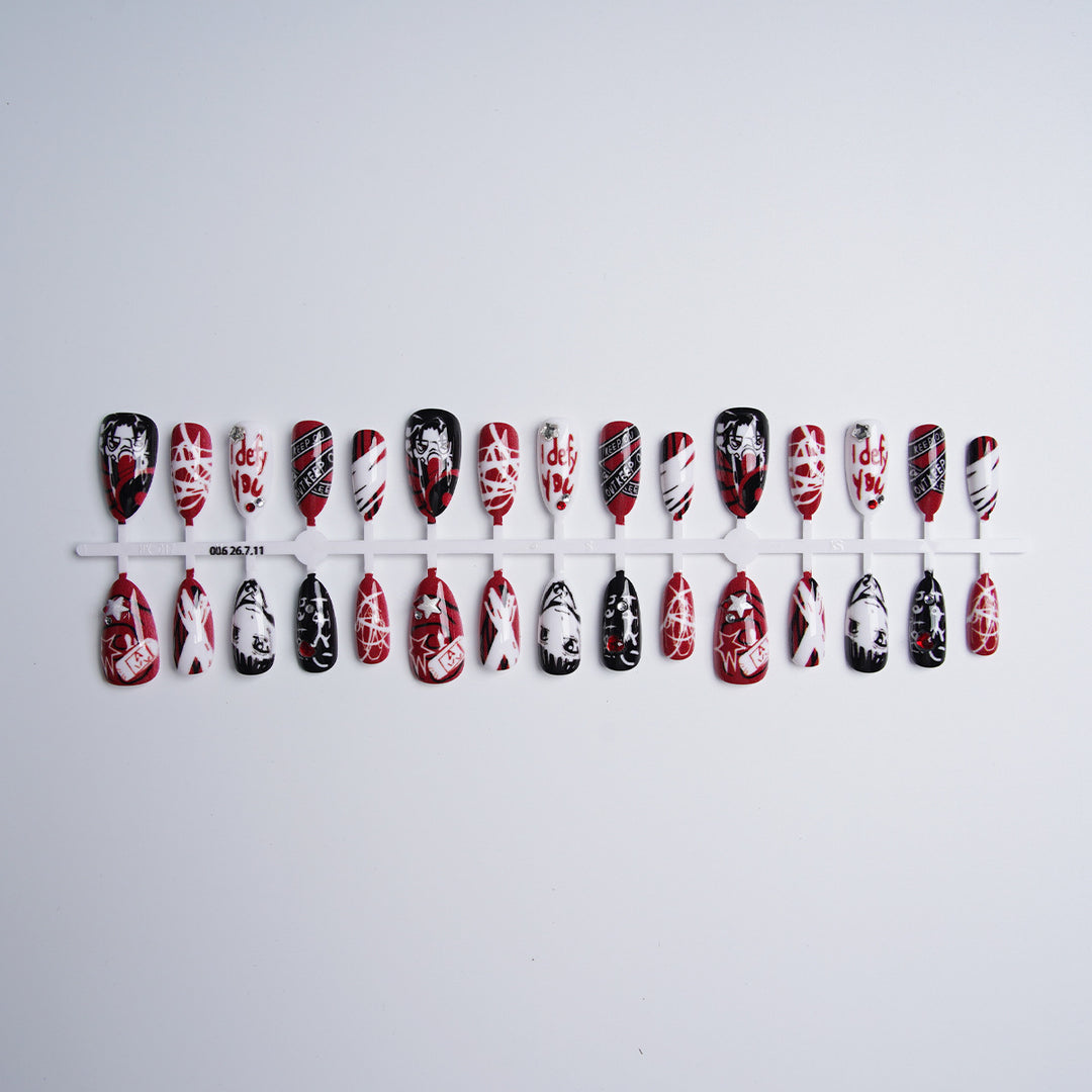 Kreatives Nagelkunst-Set mit einzigartigen Grafiken Karnz