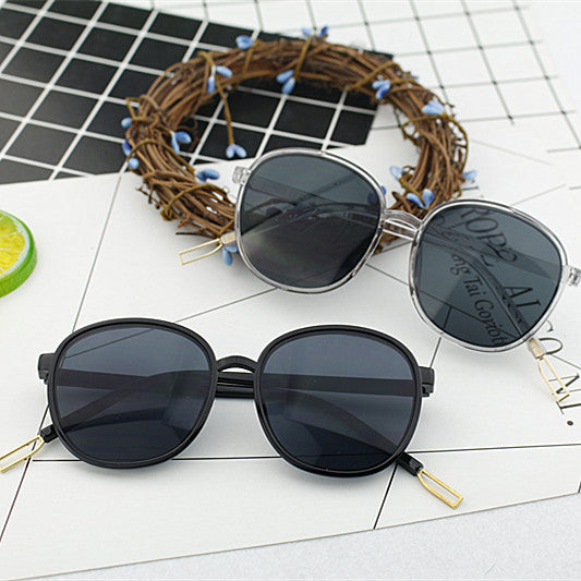 Damen modische quadratische Sonnenbrille mit transparentem Rahmen Karnz