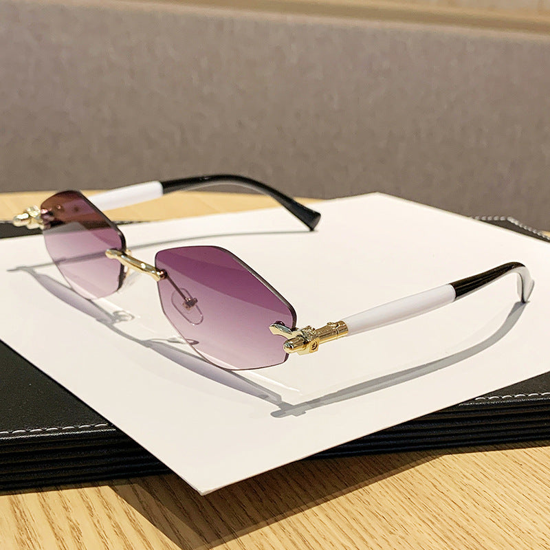 Damen futuristische Sonnenbrille mit übergroßem rechteckigem Rahmen Karnz