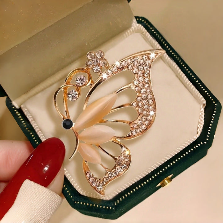 Elegante Schmetterlingsbrosche Karnz